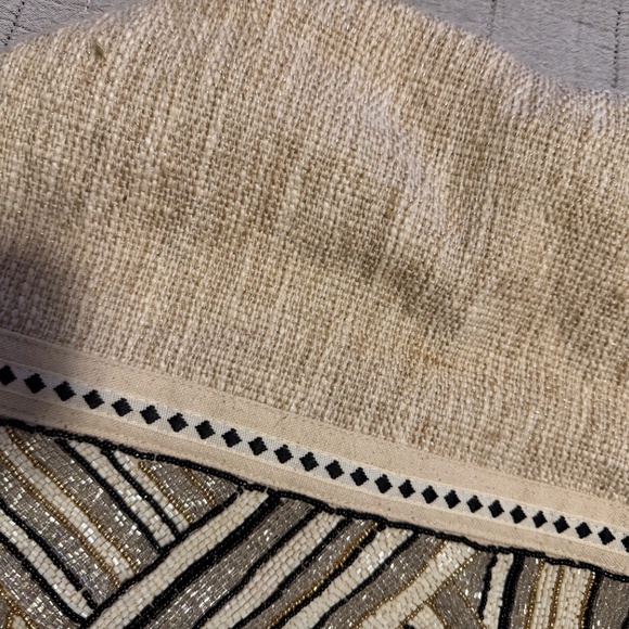 America & Beyond Beaded Tote - Picture 3 of 10